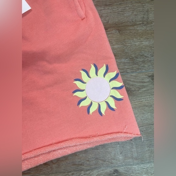 Wildfox Del Sol Johnny French Terry Bermuda Short Shell Pink Medium NWT - Picture 7 of 9